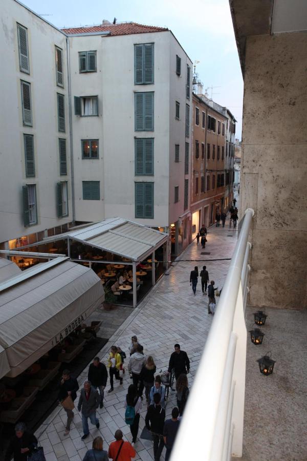 Apartment Vincent Apt. In Old Town Centre
